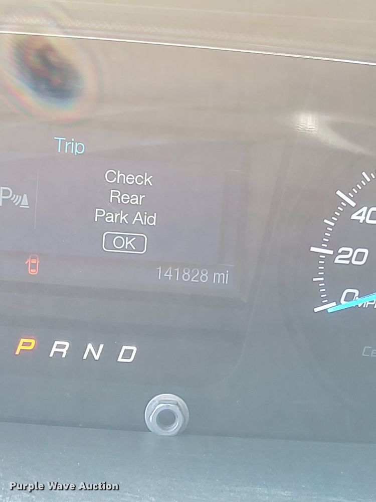 image for item LO9852 2019 Ford Taurus Police Interceptor