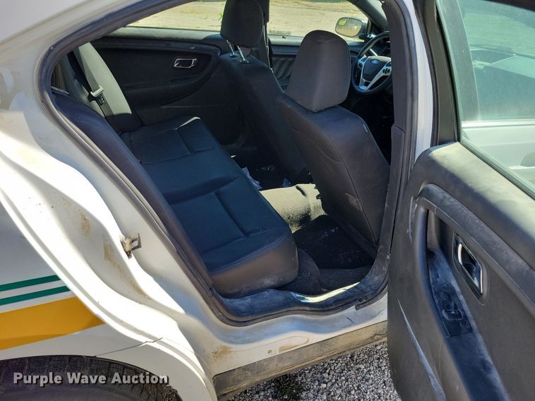 image for item LO9852 2019 Ford Taurus Police Interceptor