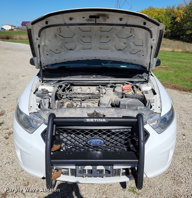 image for item LO9852 2019 Ford Taurus Police Interceptor