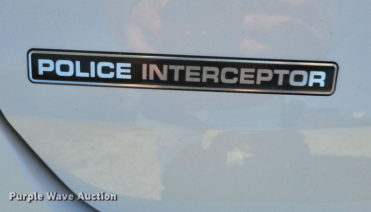 image for item LO9852 2019 Ford Taurus Police Interceptor