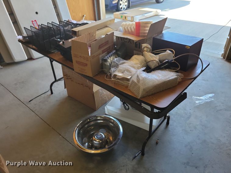 image for item LO9858 Office equipment