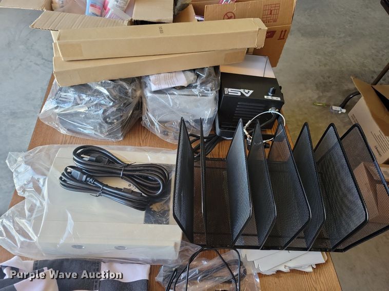 image for item LO9858 Office equipment