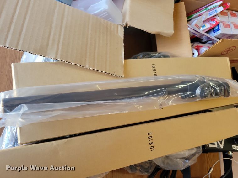 image for item LO9858 Office equipment