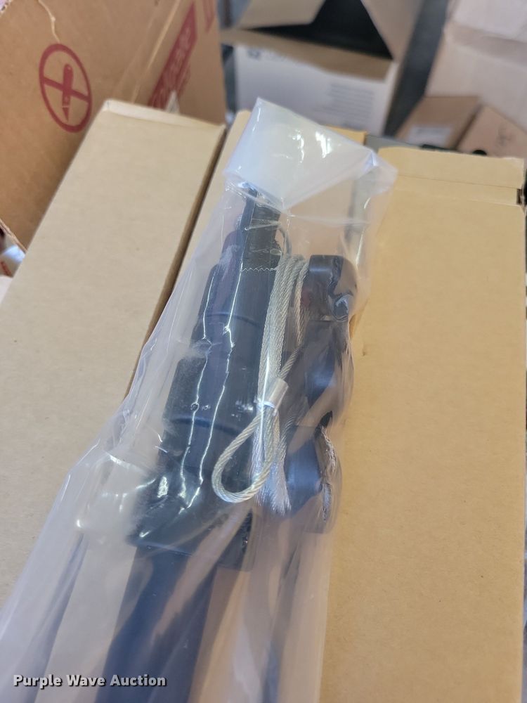 image for item LO9858 Office equipment