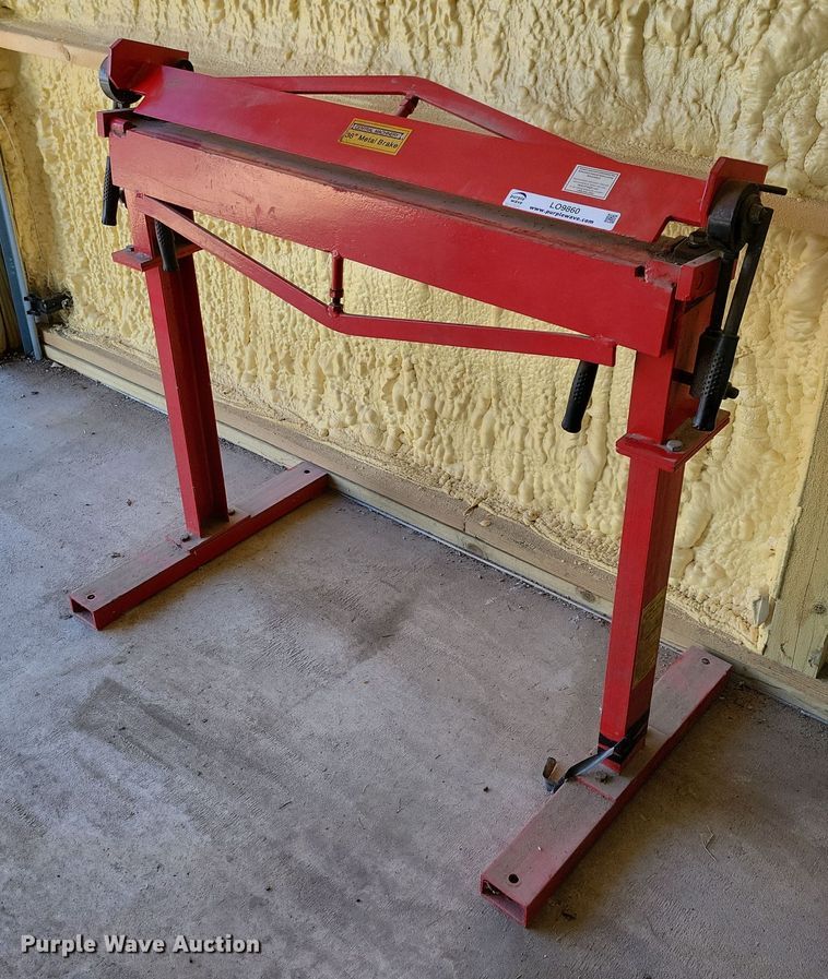 image for item LO9860 Central Machinery  36" W metal brake
