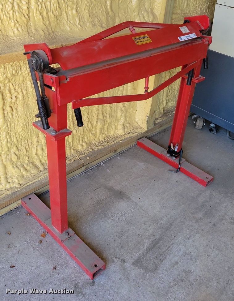 image for item LO9860 Central Machinery  36" W metal brake