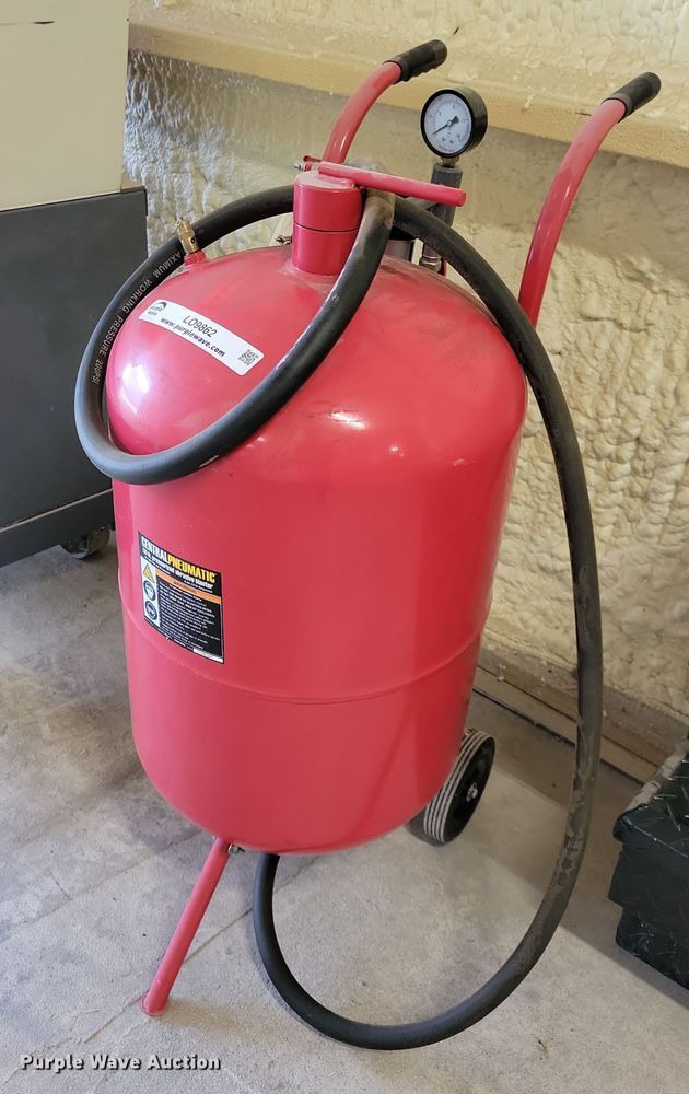 image for item LO9862 Central Pneumatic  abrasive blaster