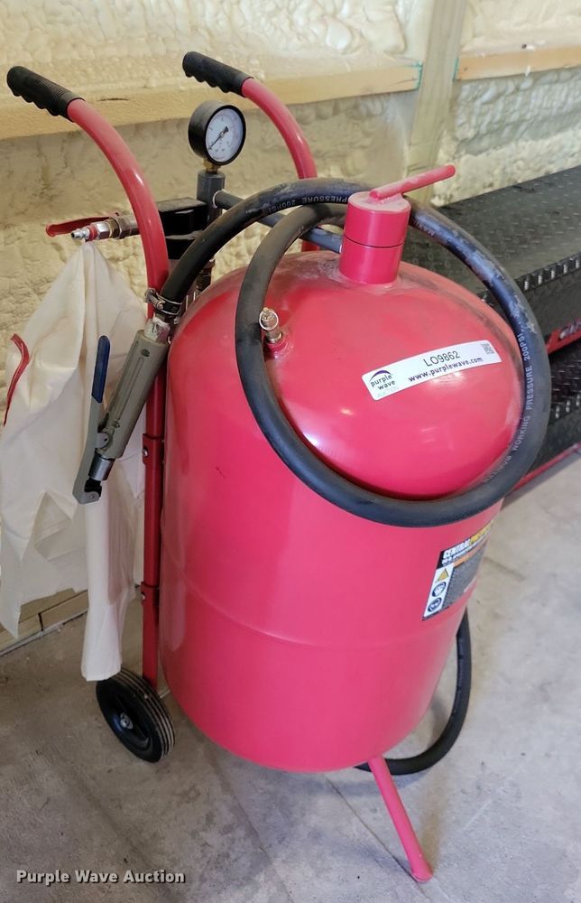 image for item LO9862 Central Pneumatic  abrasive blaster