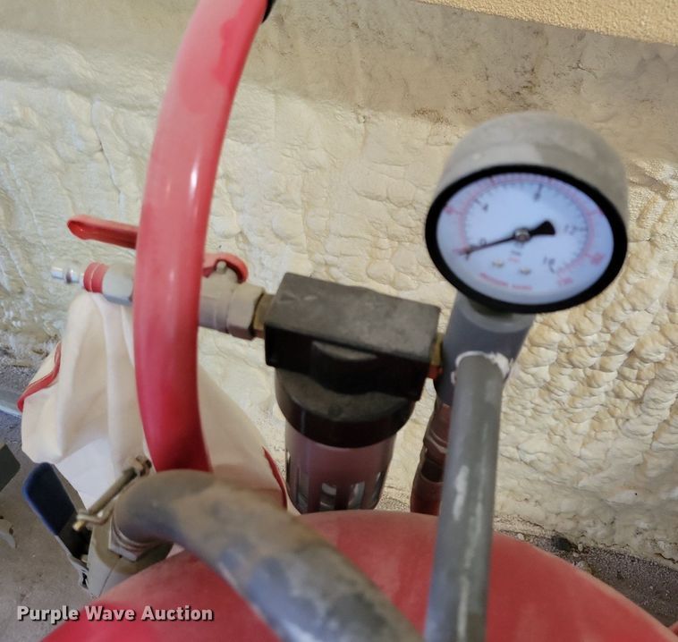 image for item LO9862 Central Pneumatic  abrasive blaster