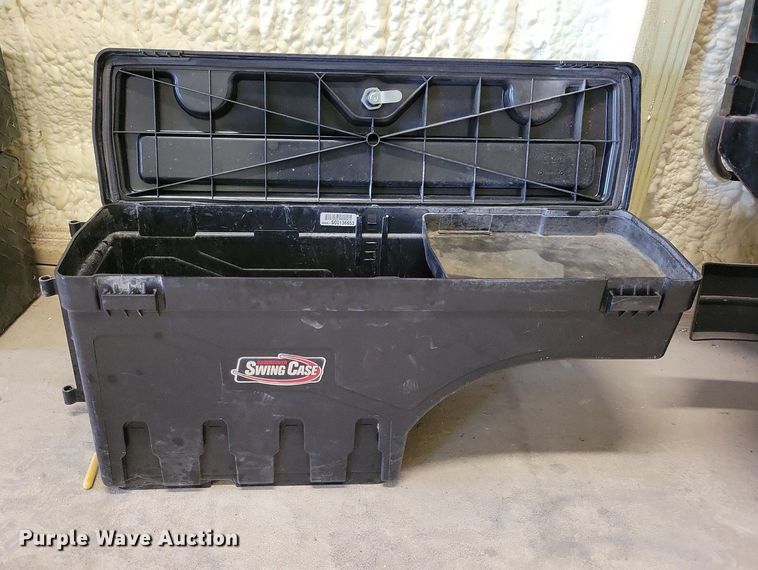 image for item LO9863 (4) tool boxes