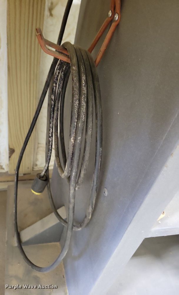 image for item LO9865 Shopmaster  jointer