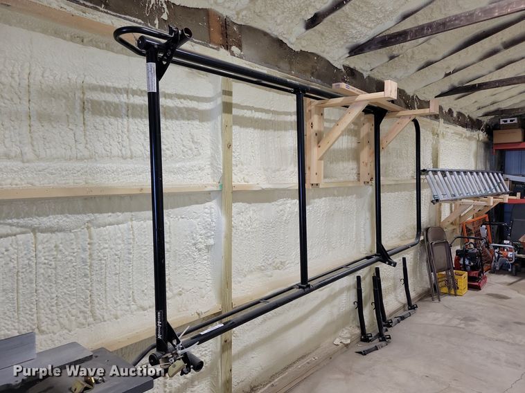 image for item LO9866 Kargo Master  ladder rack