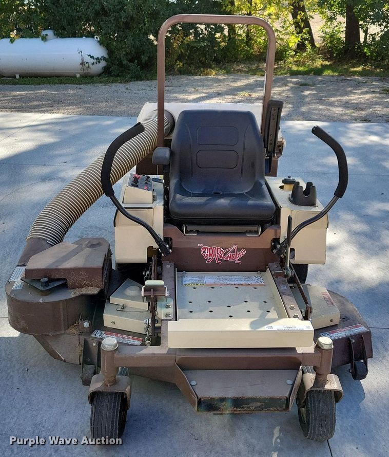 image for item LO9872 Grasshopper 120K  ZTR lawn mower