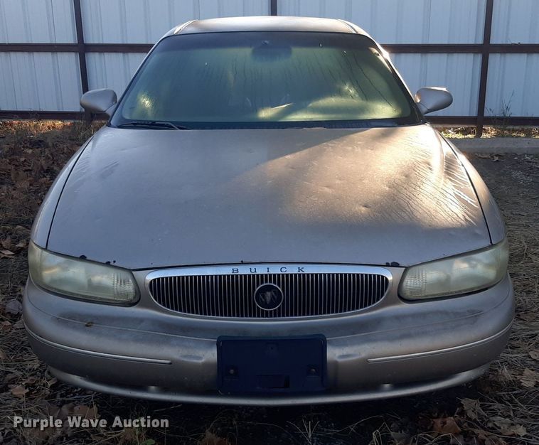 image for item LR9761 2002 Buick Century