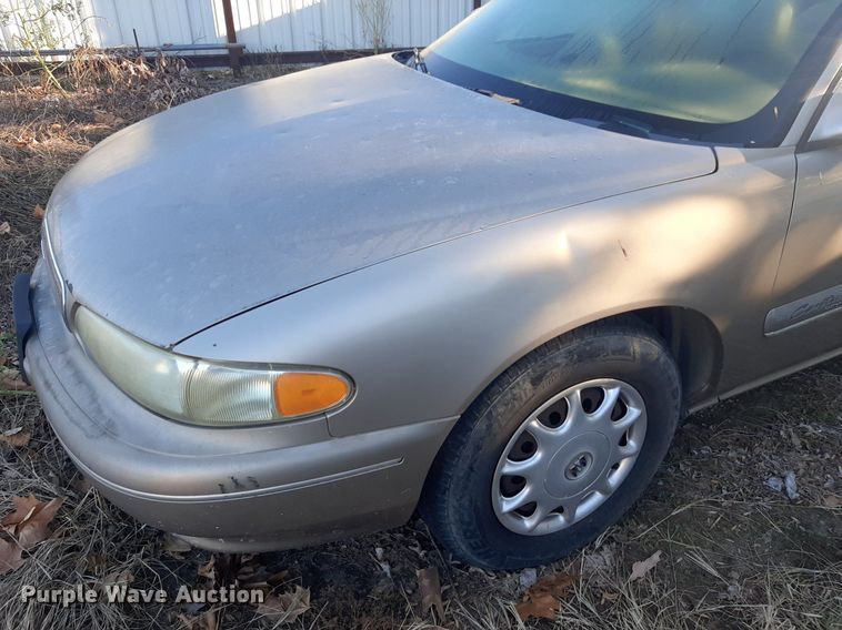 image for item LR9761 2002 Buick Century