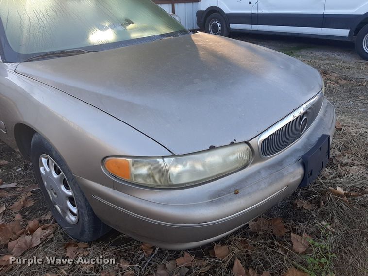 image for item LR9761 2002 Buick Century