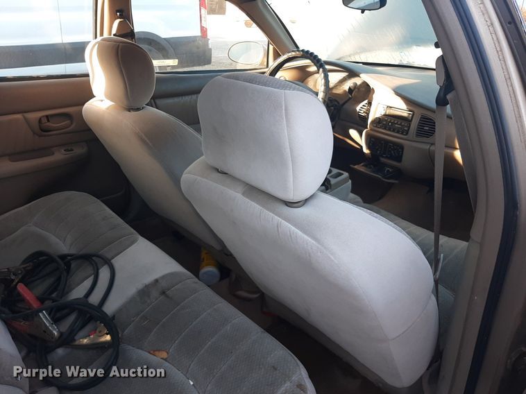 image for item LR9761 2002 Buick Century