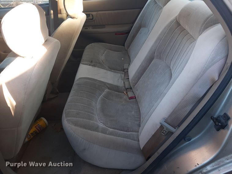 image for item LR9761 2002 Buick Century