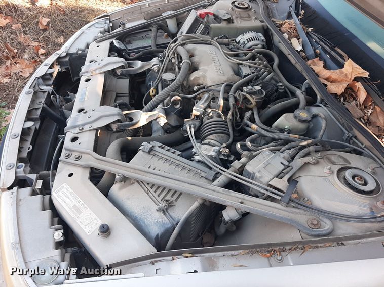 image for item LR9761 2002 Buick Century