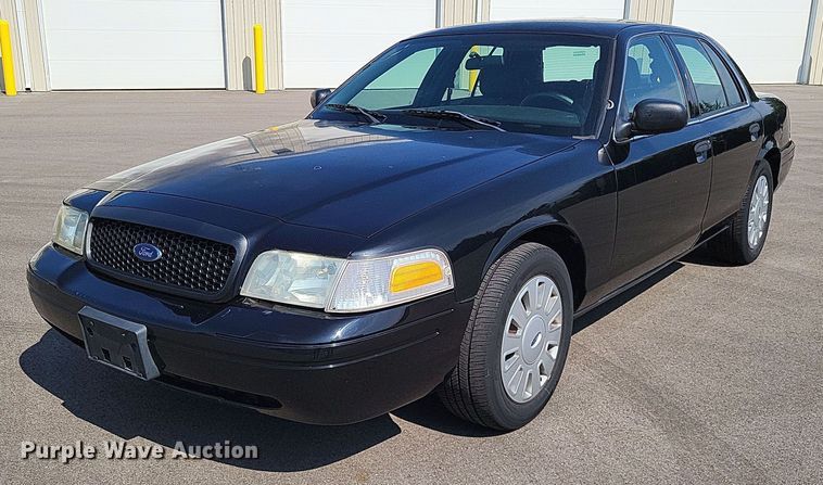 image for item LS9719 2010 Ford Crown Victoria Police Interceptor
