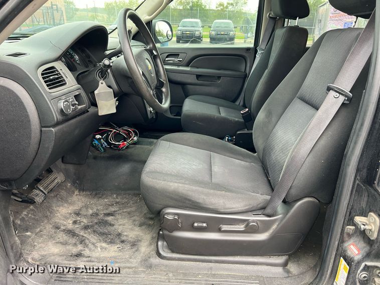 image for item LU9802 2012 Chevrolet Tahoe Police  SUV