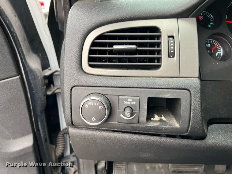 image for item LU9802 2012 Chevrolet Tahoe Police  SUV