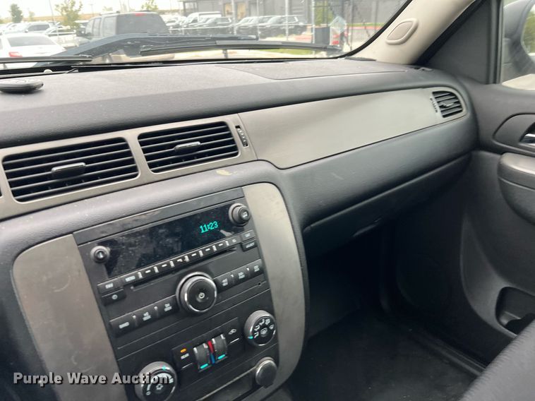 image for item LU9802 2012 Chevrolet Tahoe Police  SUV