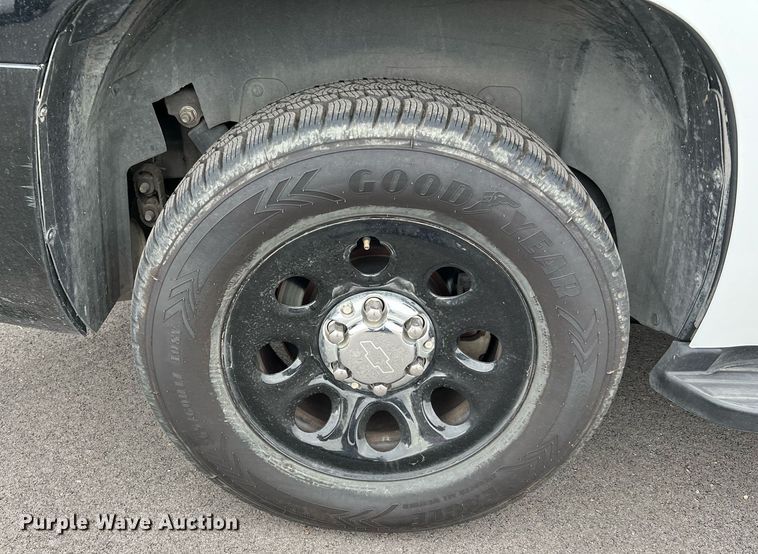 image for item LU9802 2012 Chevrolet Tahoe Police  SUV