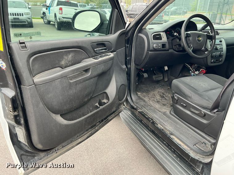 image for item LU9803 2012 Chevrolet Tahoe Police  SUV