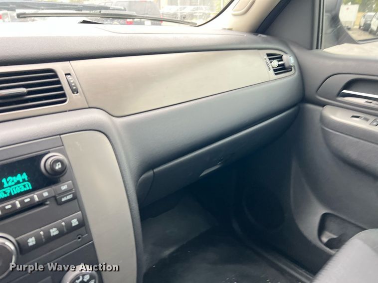 image for item LU9803 2012 Chevrolet Tahoe Police  SUV