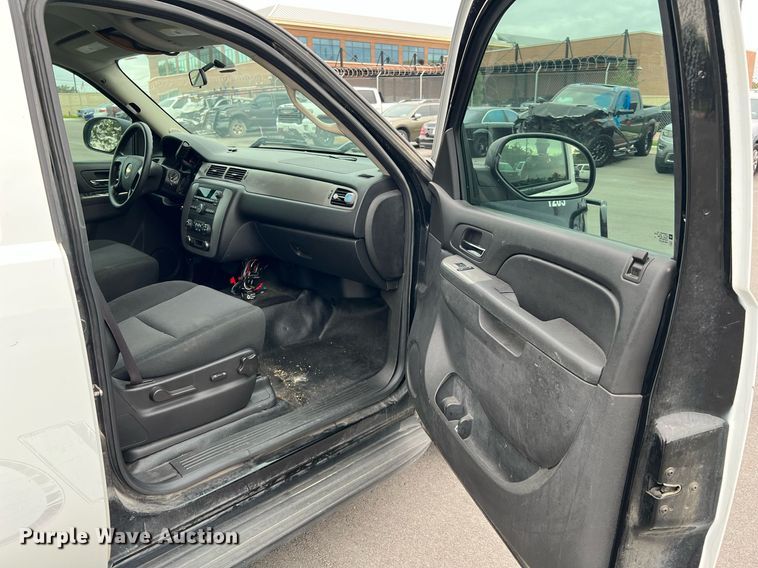 image for item LU9803 2012 Chevrolet Tahoe Police  SUV