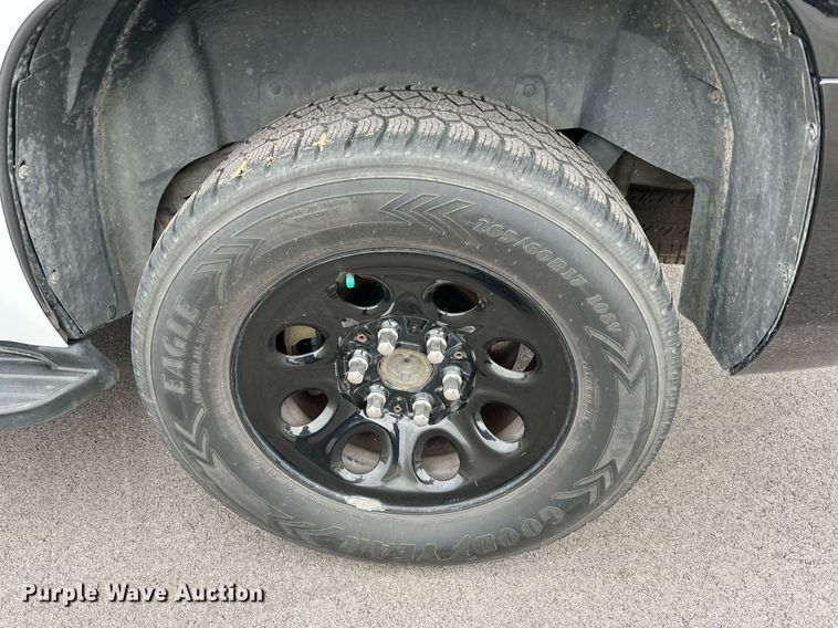 image for item LU9804 2014 Chevrolet Tahoe Police  SUV