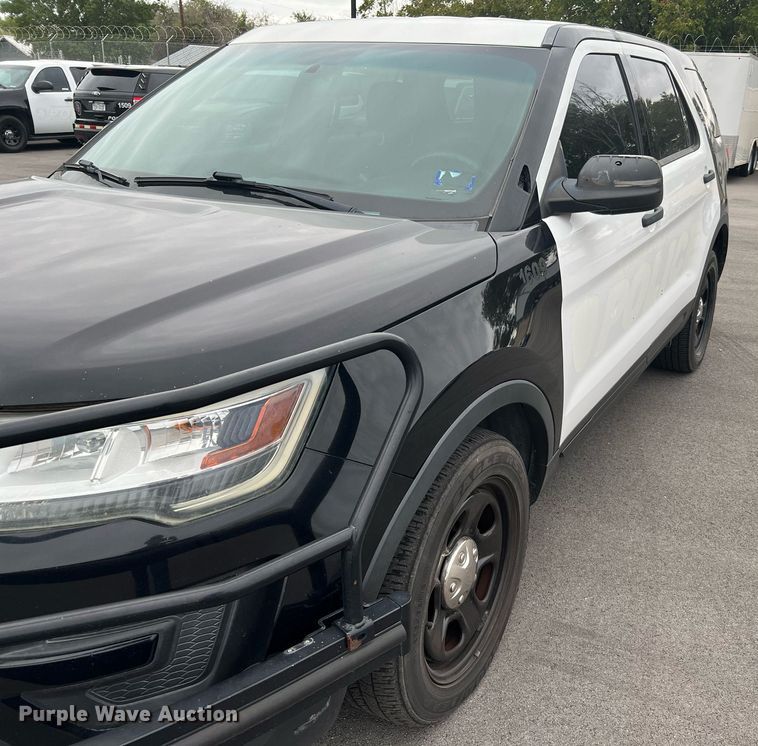 image for item LU9805 2016 Ford Explorer Police Interceptor  SUV