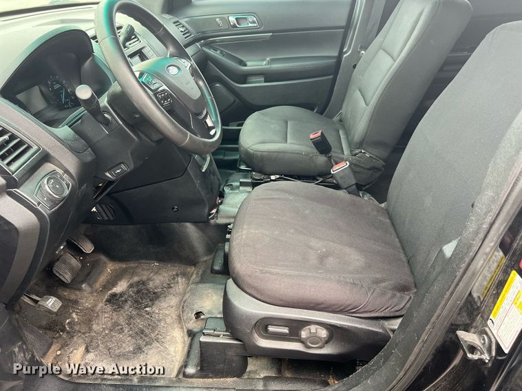 image for item LU9805 2016 Ford Explorer Police Interceptor  SUV