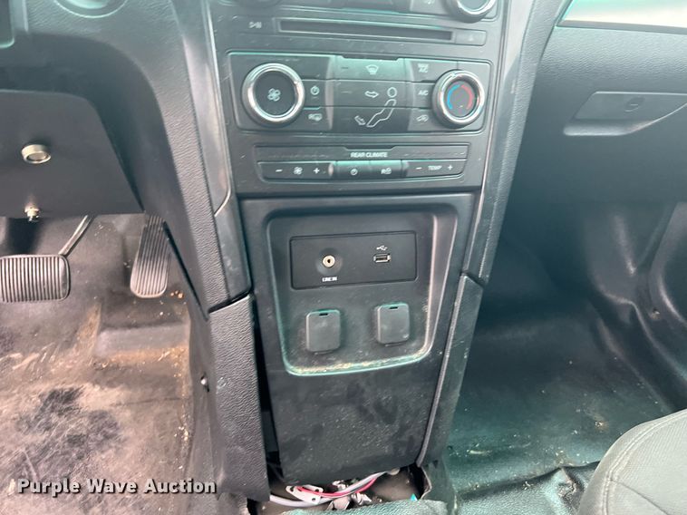 image for item LU9805 2016 Ford Explorer Police Interceptor  SUV