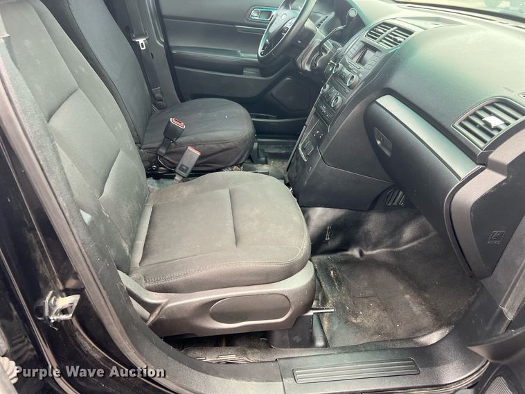 image for item LU9805 2016 Ford Explorer Police Interceptor  SUV