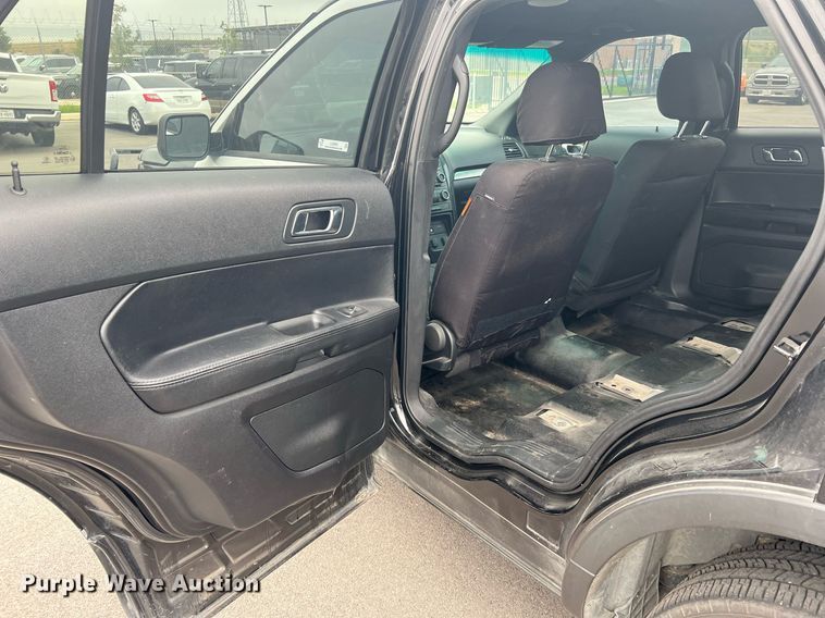 image for item LU9805 2016 Ford Explorer Police Interceptor  SUV