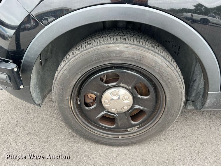 image for item LU9805 2016 Ford Explorer Police Interceptor  SUV