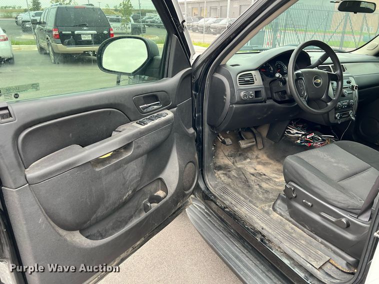 image for item LU9806 2013 Chevrolet Tahoe Police  SUV