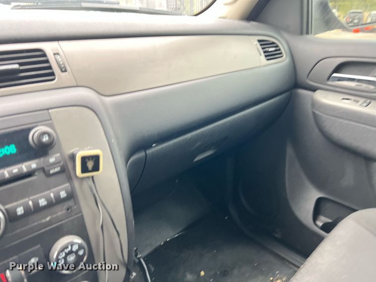 image for item LU9806 2013 Chevrolet Tahoe Police  SUV