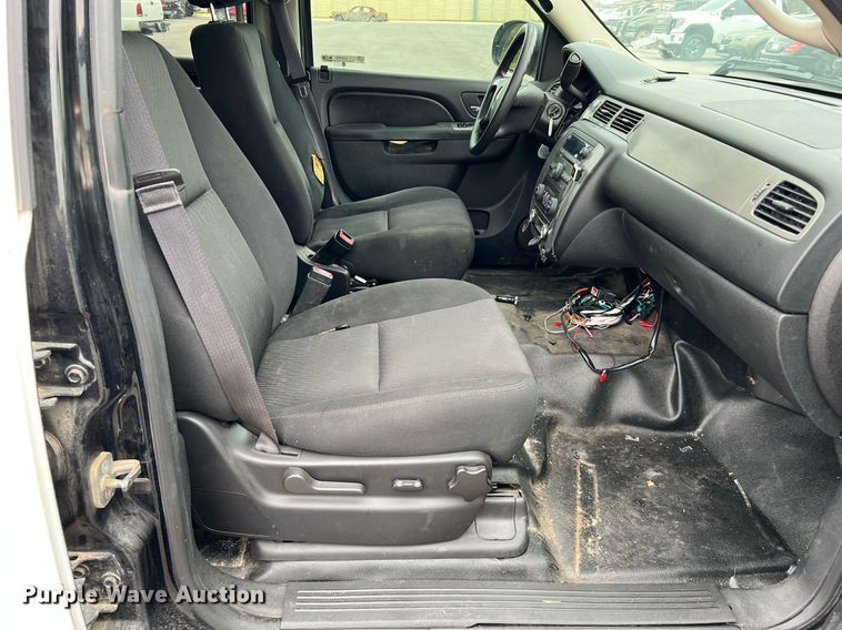 image for item LU9806 2013 Chevrolet Tahoe Police  SUV