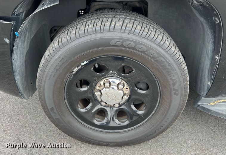 image for item LU9807 2012 Chevrolet Tahoe Police  SUV