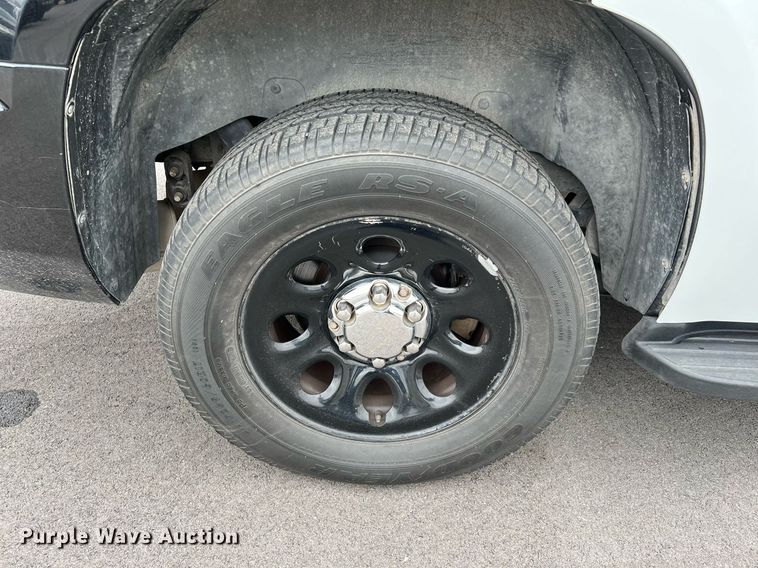 image for item LU9808 2012 Chevrolet Tahoe Police  SUV