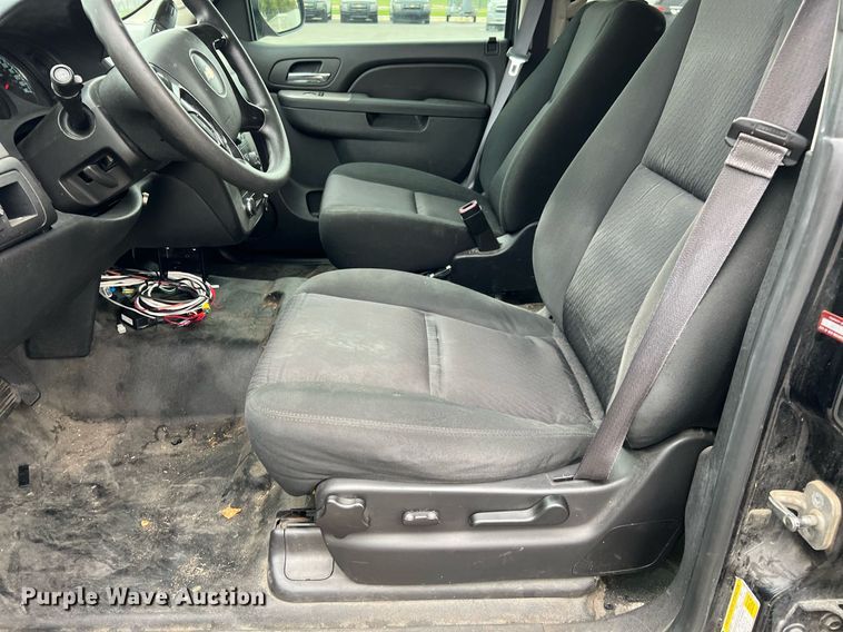 image for item LU9809 2013 Chevrolet Tahoe Police  SUV