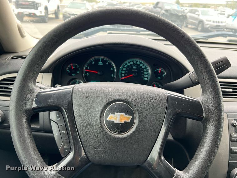 image for item LU9809 2013 Chevrolet Tahoe Police  SUV