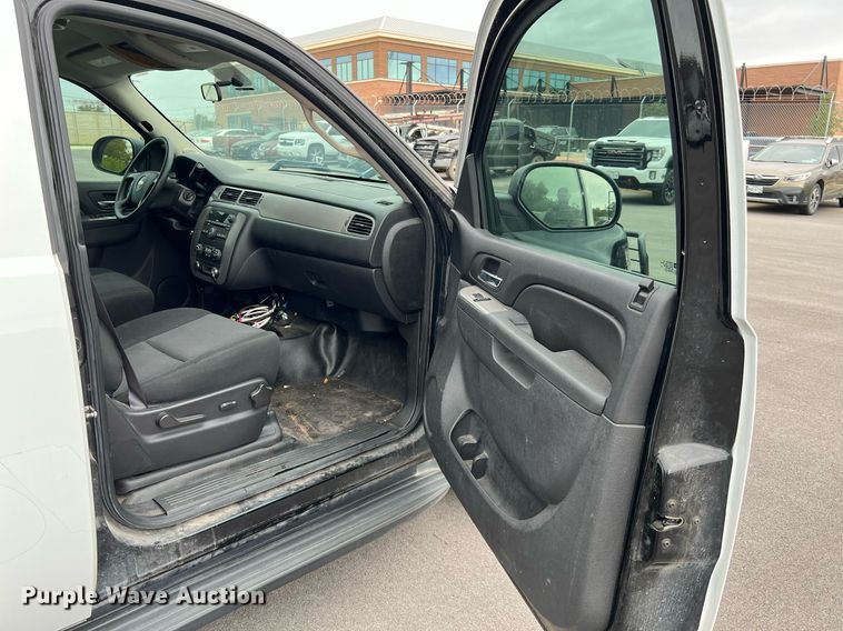 image for item LU9809 2013 Chevrolet Tahoe Police  SUV