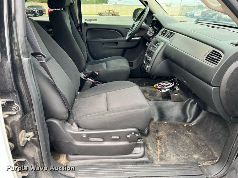 image for item LU9809 2013 Chevrolet Tahoe Police  SUV