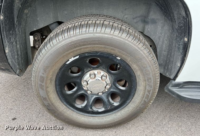 image for item LU9809 2013 Chevrolet Tahoe Police  SUV