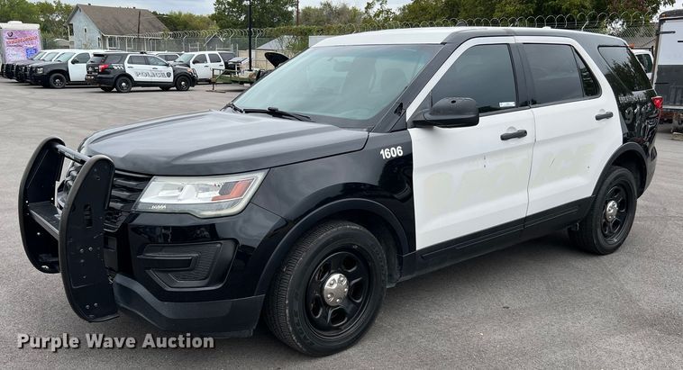 image for item LU9810 2016 Ford Explorer Police Interceptor  SUV