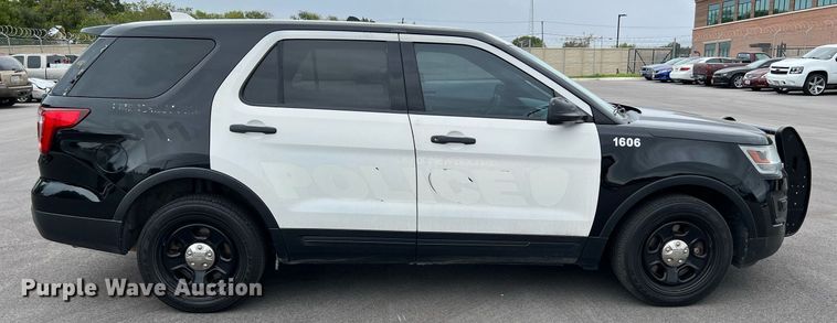 image for item LU9810 2016 Ford Explorer Police Interceptor  SUV